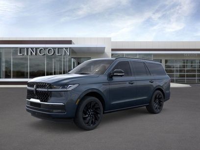 New 2025 Lincoln Navigator Reserve w/ Jet Appearance Package