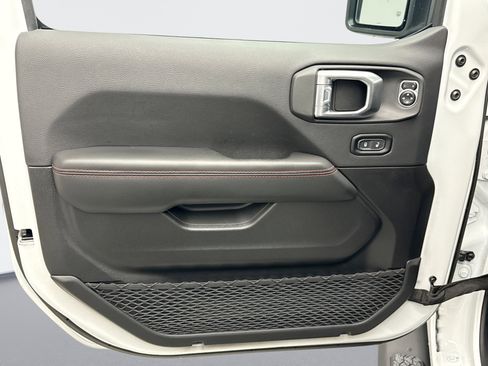 Used 2024 Jeep Wrangler Unlimited Rubicon image 9