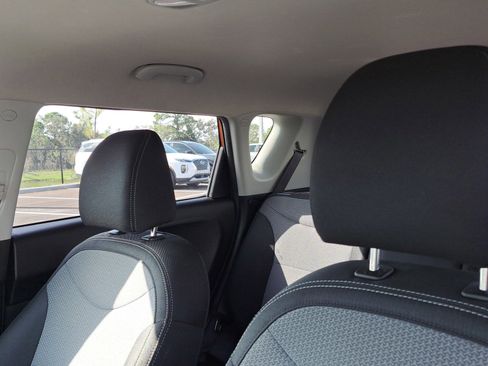 Used 2018 Kia Soul + image 17