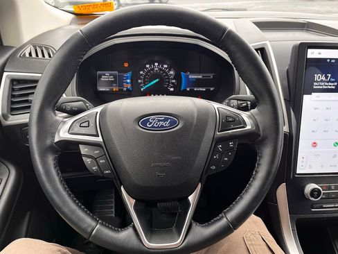 Used 2022 Ford Edge SEL w/ Convenience Package image 12