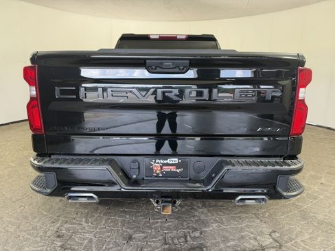 Used 2024 Chevrolet Silverado 1500 RST AWD/4WD image 7