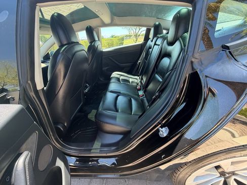 Used 2022 Tesla Model 3 RWD image 11