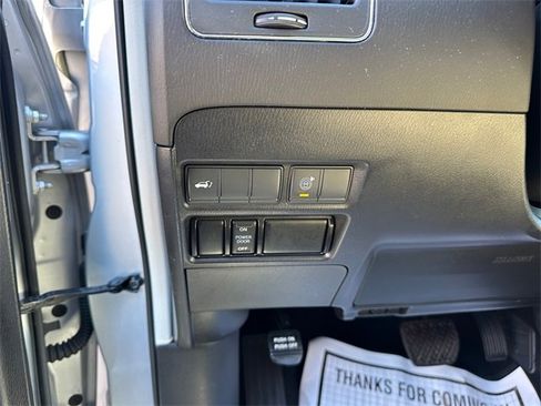 Used 2022 Nissan Armada SL image 22