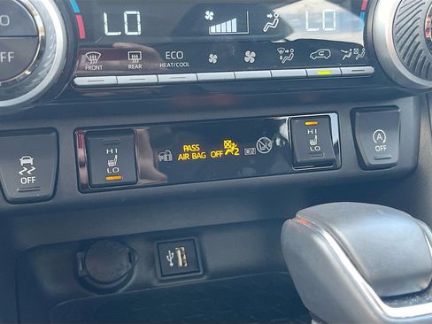 Used 2025 Toyota RAV4 XLE Premium w/ Weather Package FWD image 19