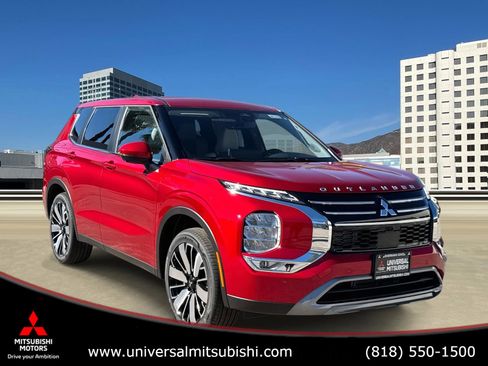 New 2026 Mitsubishi Outlander SE image 1