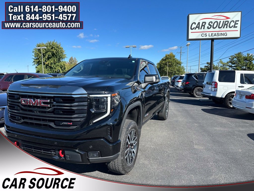 Used 2023 GMC Sierra 1500 AT4 w/ AT4 Preferred Package AWD/4WD image 1