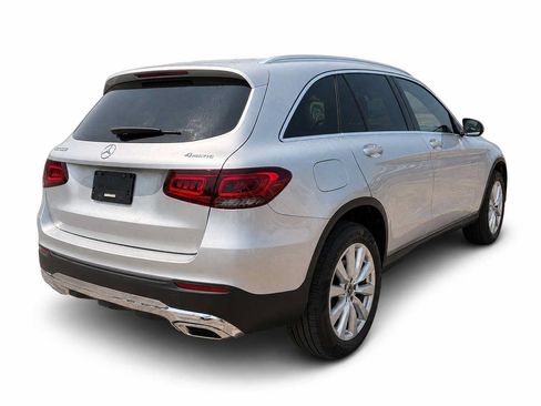 Used 2020 Mercedes-Benz GLC 300 4MATIC w/ Multimedia Package image 4