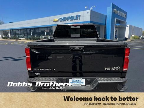 New 2026 Chevrolet Silverado 2500 High Country w/ Technology Package AWD/4WD image 7
