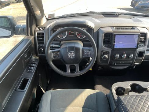 Used 2019 RAM 1500 Tradesman w/ Tradesman SXT Package RWD image 11