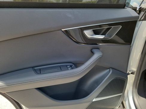 Certified 2024 Audi Q8 Premium Plus w/ Premium Plus Package AWD/4WD image 12