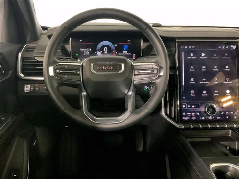 Used 2025 GMC Acadia Elevation FWD image 5