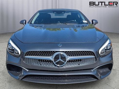Used 2018 Mercedes-Benz SL 550 image 11
