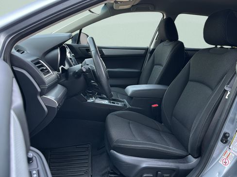 Used 2018 Subaru Outback 2.5i Premium AWD/4WD image 24