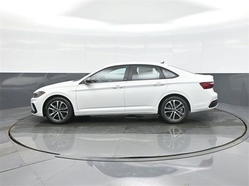 New 2026 Volkswagen Jetta Sport image 4