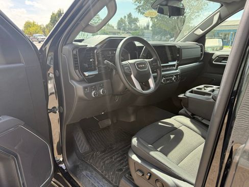 Used 2026 GMC Sierra 1500 Elevation AWD/4WD image 9