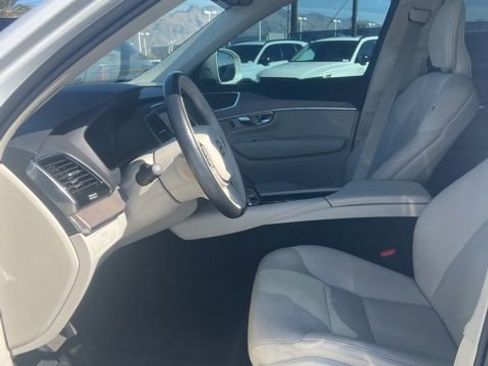 Used 2023 Volvo XC90 B6 Plus w/ Protection Package Premier image 20