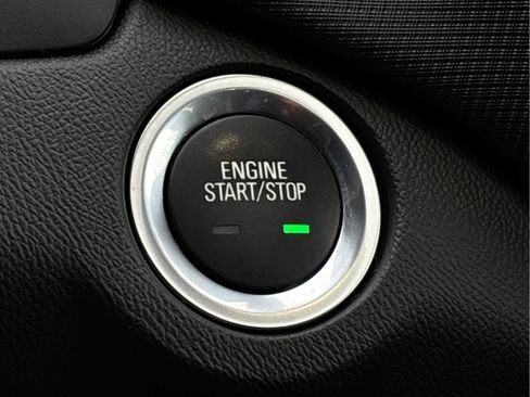 Certified 2022 Chevrolet Equinox RS w/ RS Leather Package image 25