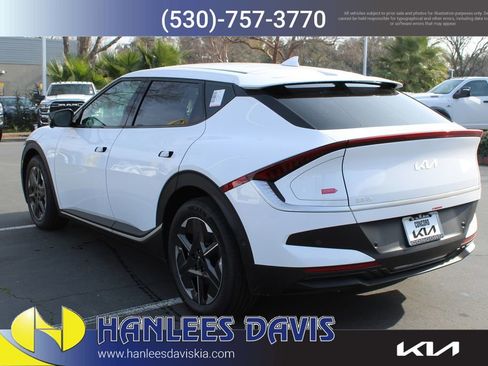 New 2025 Kia EV6 Light w/ Light LR Technology Package AWD/4WD image 9