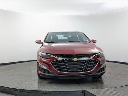 Used 2025 Chevrolet Malibu LT FWD image 12