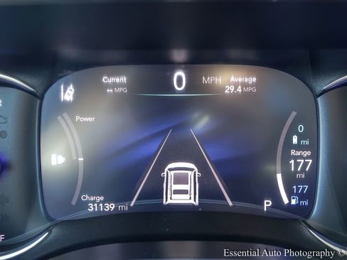 Used 2023 Chrysler Pacifica Limited FWD image 4