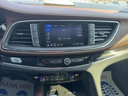 Used 2021 Buick Enclave Avenir w/ Avenir Technology Package image 21
