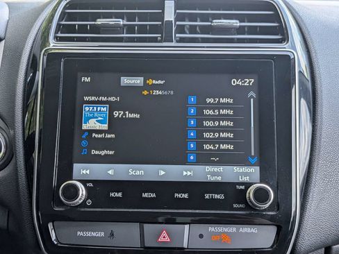 Used 2024 Mitsubishi Outlander Sport SE AWD/4WD image 17