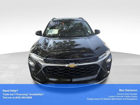 Used 2026 Chevrolet Trax LT FWD image 12