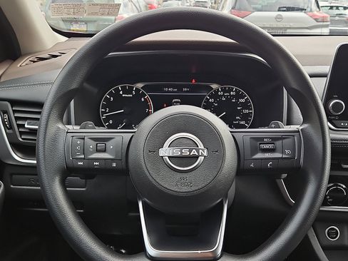 Certified 2023 Nissan Rogue S image 18