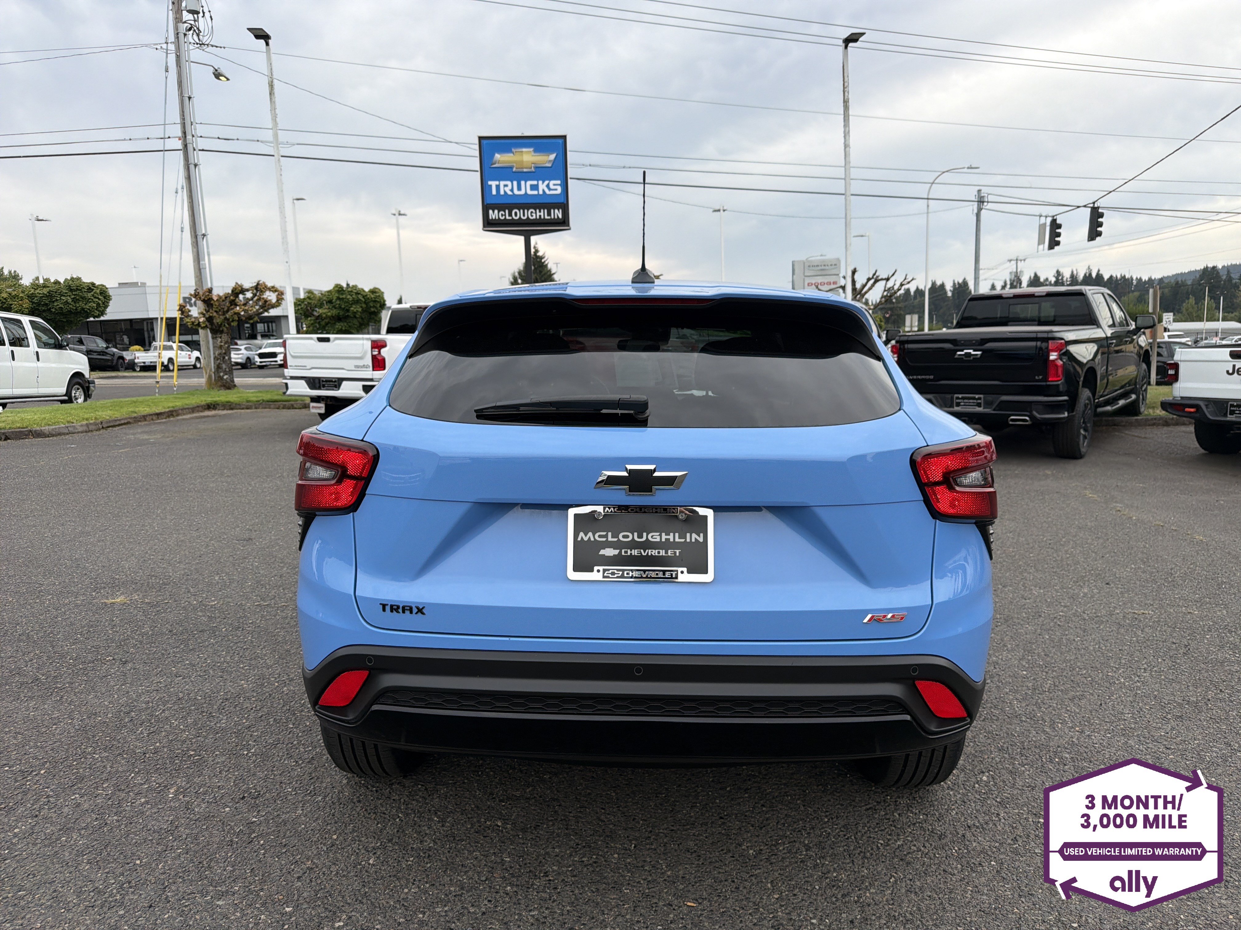 Used 2024 Chevrolet Trax RS w/ Driver Confidence Package FWD image 4