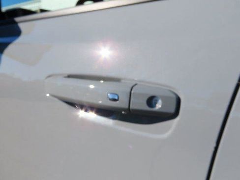 New 2025 GMC Hummer EV 3X w/ Battery Pack, 24 Module Pack image 62