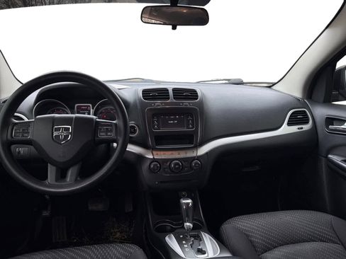 Used 2013 Dodge Journey SXT w/ Flexible Seating Group image 11