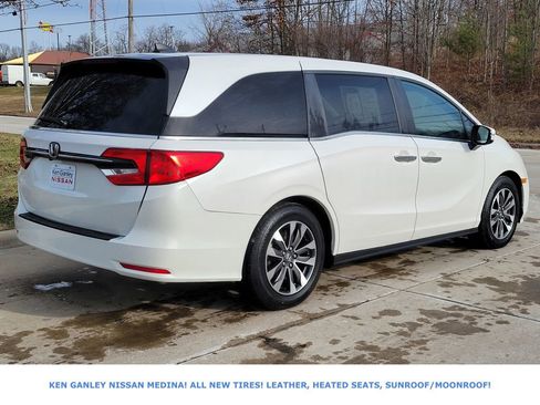 Used 2023 Honda Odyssey EX-L image 3