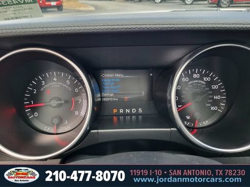 Used 2022 Ford Mustang Coupe RWD image 28