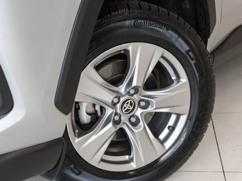 Used 2024 Toyota RAV4 XLE FWD image 2
