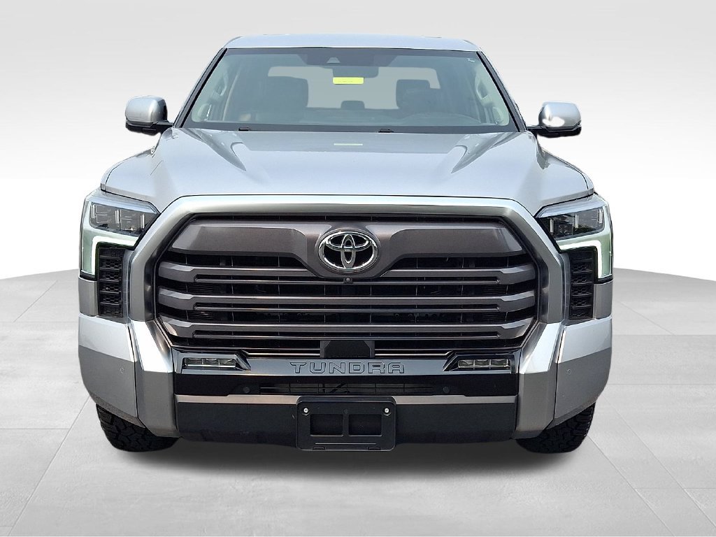Used 2022 Toyota Tundra Limited AWD/4WD image 2