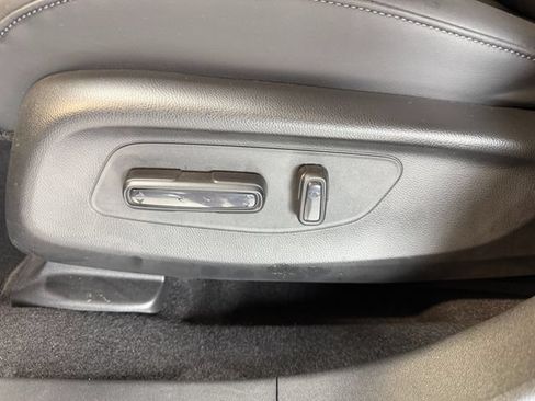 Certified 2025 Acura ADX FWD image 14
