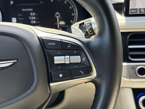 Used 2025 Genesis G70 2.5T AWD/4WD image 35