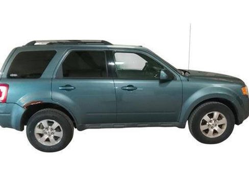 Used 2011 Ford Escape Limited w/ 302A Rapid Spec Order Code AWD/4WD image 7
