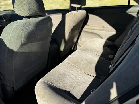 Used 2003 Toyota Camry LE image 27