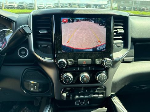 New 2026 RAM 2500 Big Horn AWD/4WD image 13