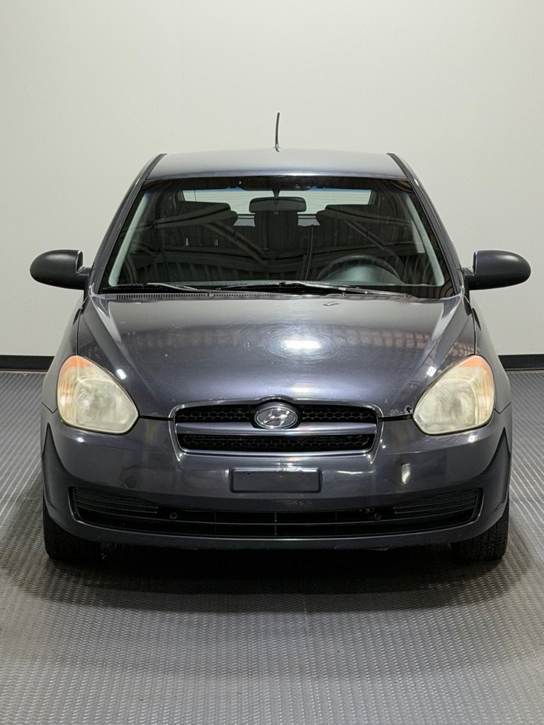 Used 2008 Hyundai Accent GS FWD image 3