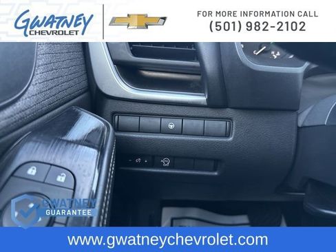 Used 2023 Nissan Rogue SV image 20