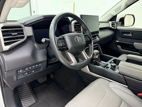 Used 2022 Toyota Tundra Limited image 9