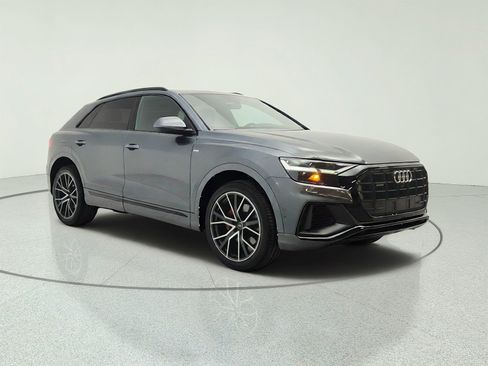 Used 2020 Audi Q8 Premium Plus w/ Premium Plus Package AWD/4WD image 3