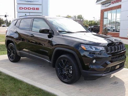 New 2025 Jeep Compass Latitude w/ Sun & Sound Group image 2