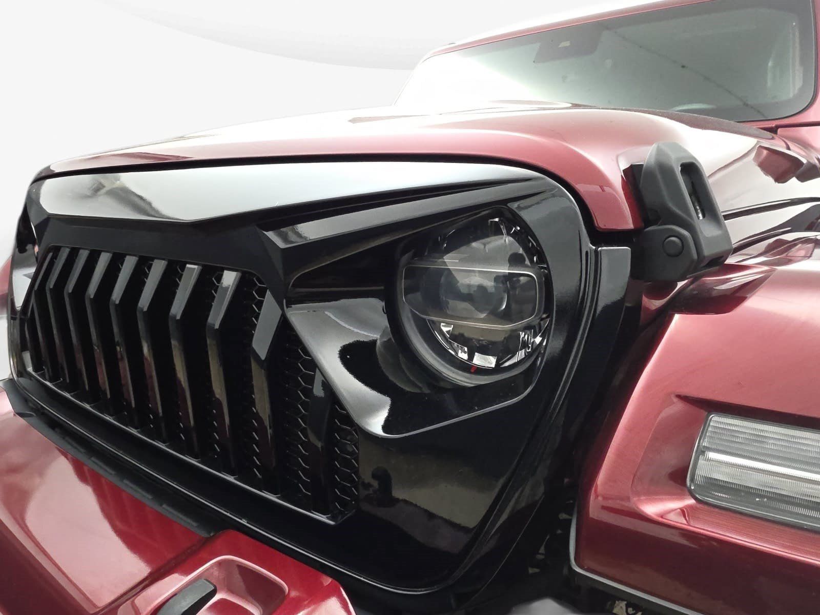 Used 2021 Jeep Wrangler Unlimited Sahara AWD/4WD image 29
