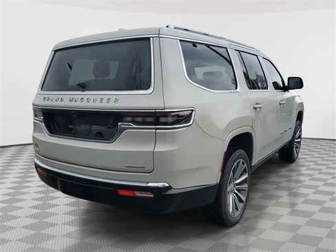 Used 2022 Jeep Grand Wagoneer Series I image 6