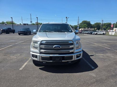 Used 2015 Ford F150 Platinum w/ Equipment Group 701A Luxury AWD/4WD image 2