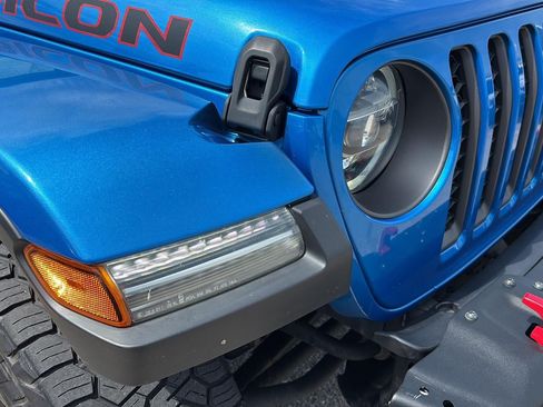 Used 2021 Jeep Gladiator Rubicon AWD/4WD image 30