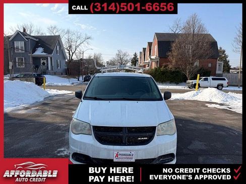 Used 2014 RAM C/V Tradesman image 8